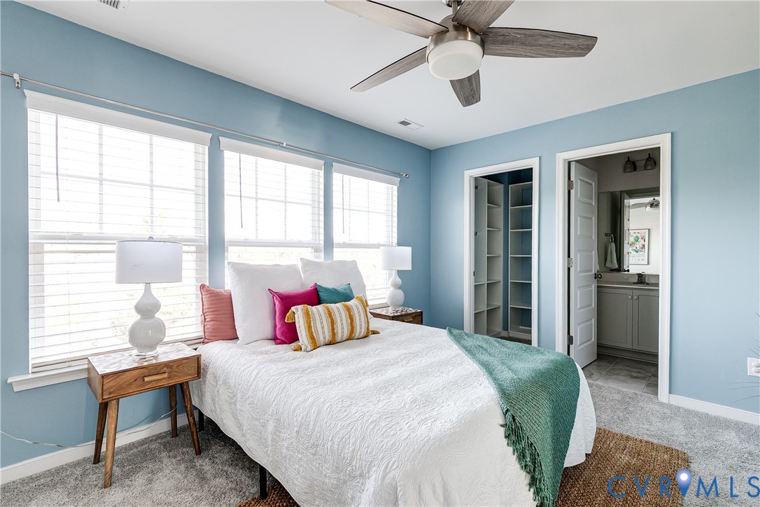 2138 Perennial Cir