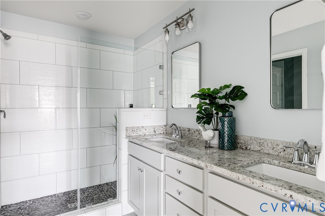 2138 Perennial Cir