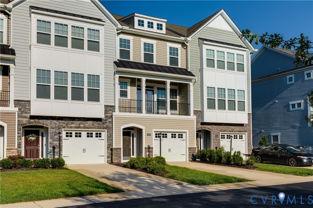 2138 Perennial Cir