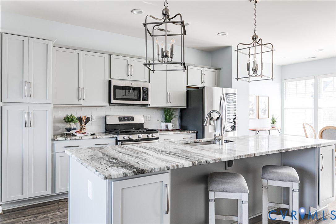 2138 Perennial Cir