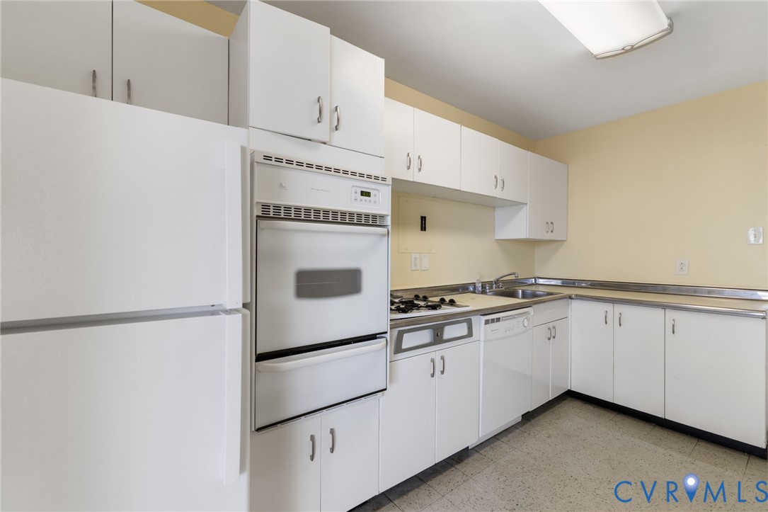 5100 Monument Ave Unit#911