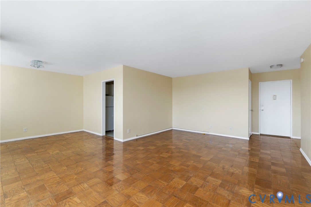 5100 Monument Ave Unit#911