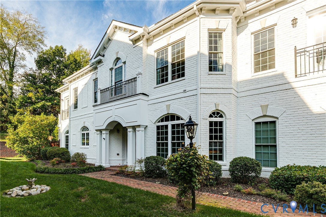 1123 Marney Ct