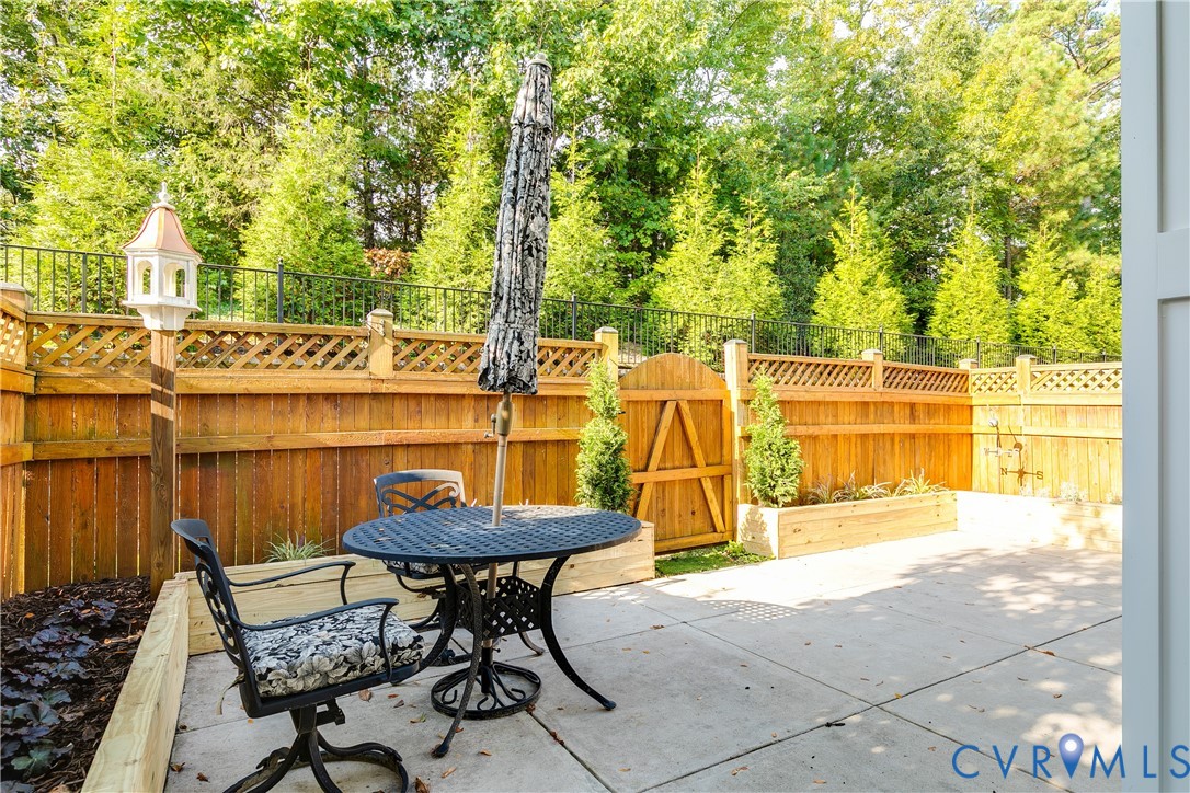 1123 Marney Ct