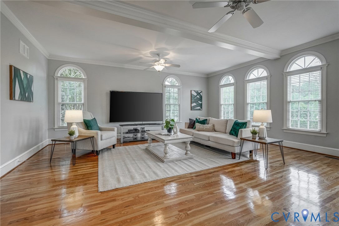 209 Arrowview Ct