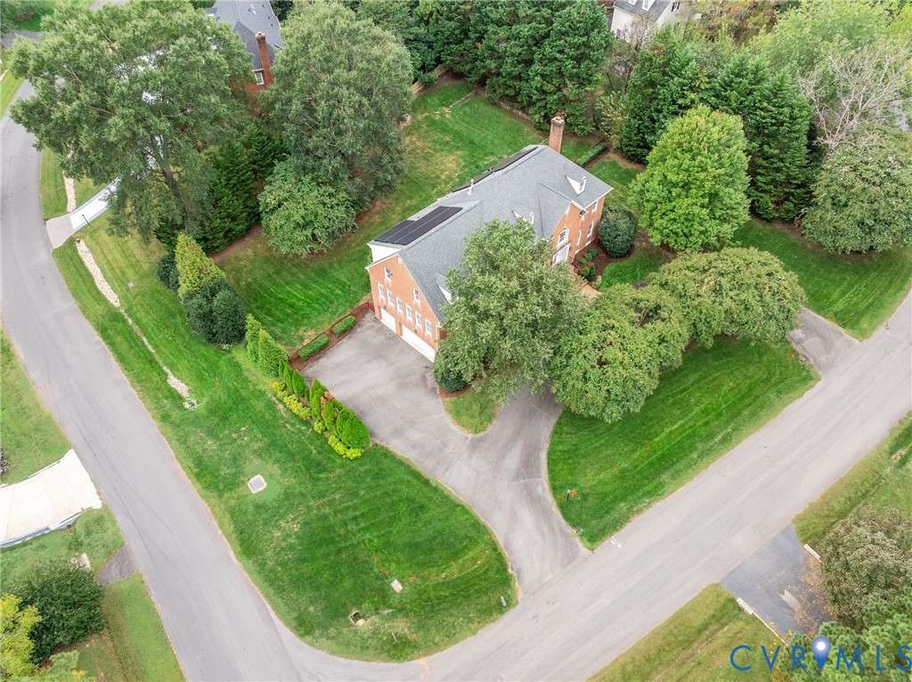 209 Arrowview Ct