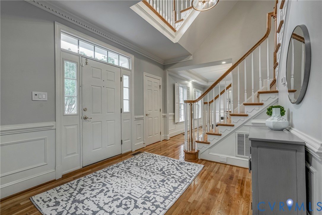209 Arrowview Ct