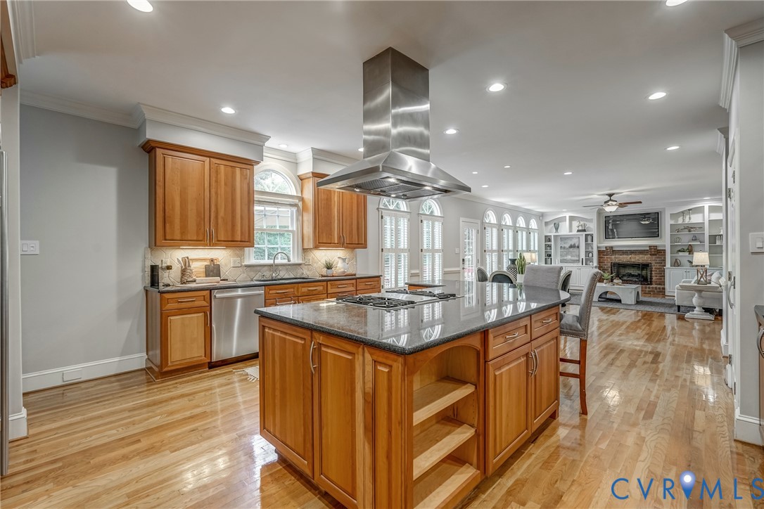 209 Arrowview Ct