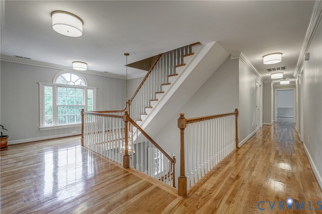 209 Arrowview Ct