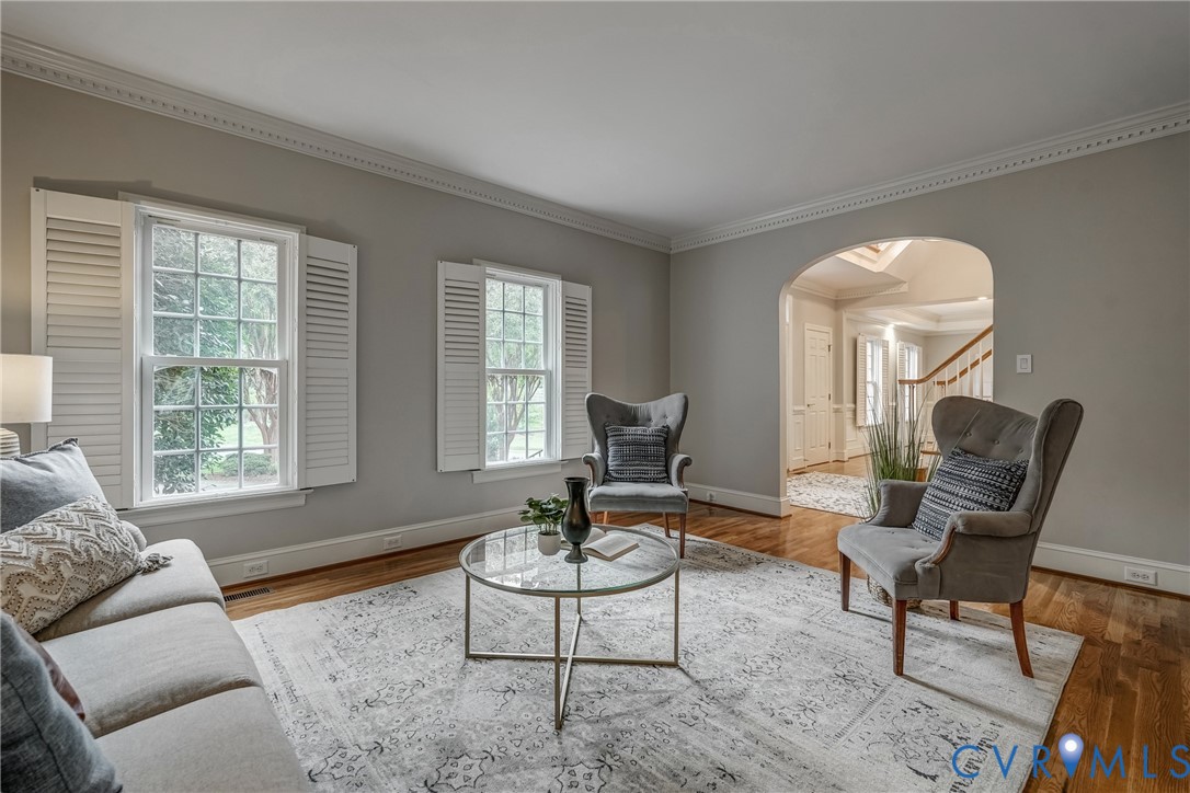 209 Arrowview Ct