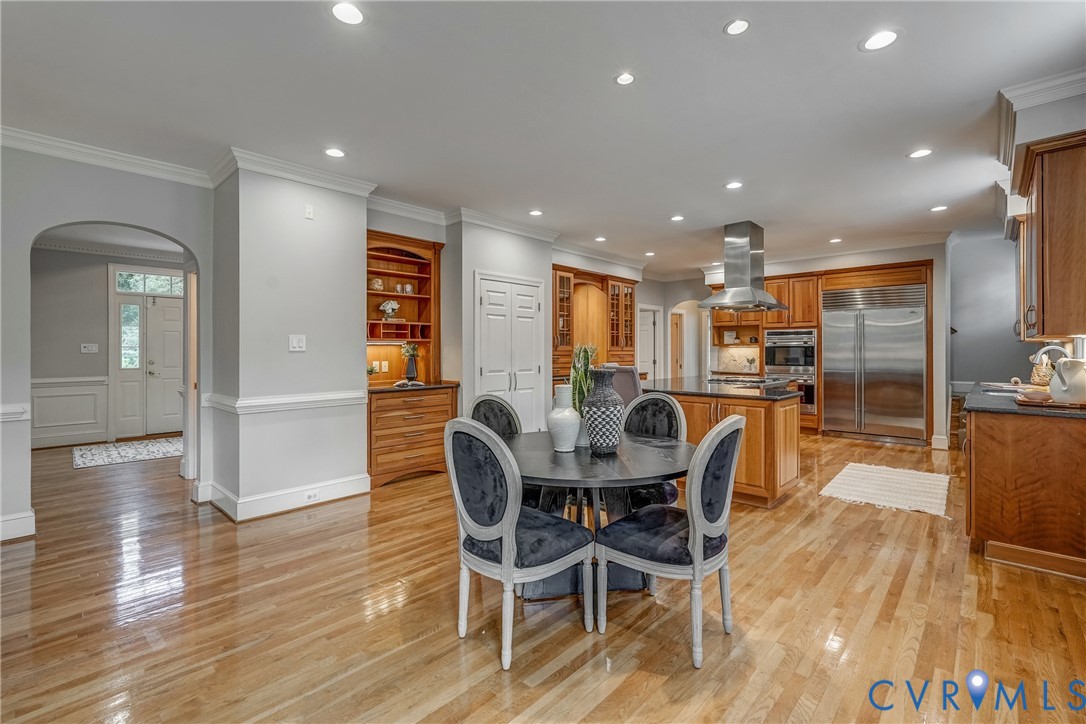 209 Arrowview Ct
