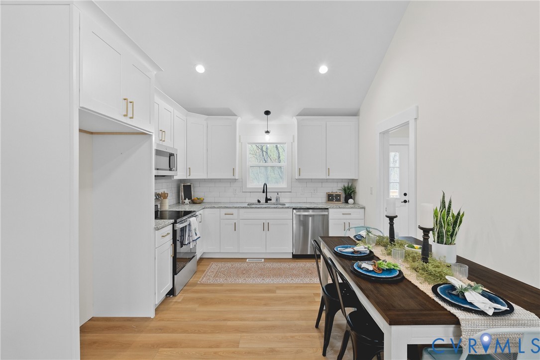 74 Locust Dr