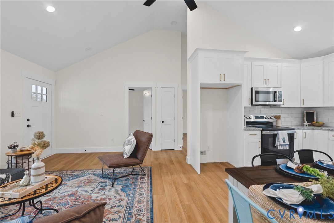 74 Locust Dr