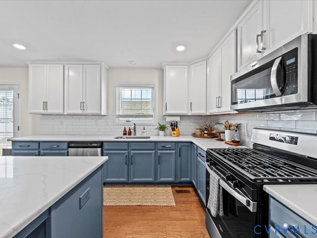 5601 Walnut Walk Dr