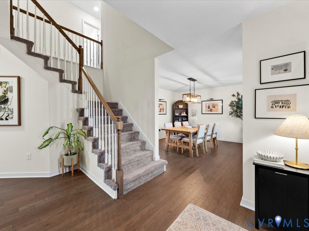 5601 Walnut Walk Dr
