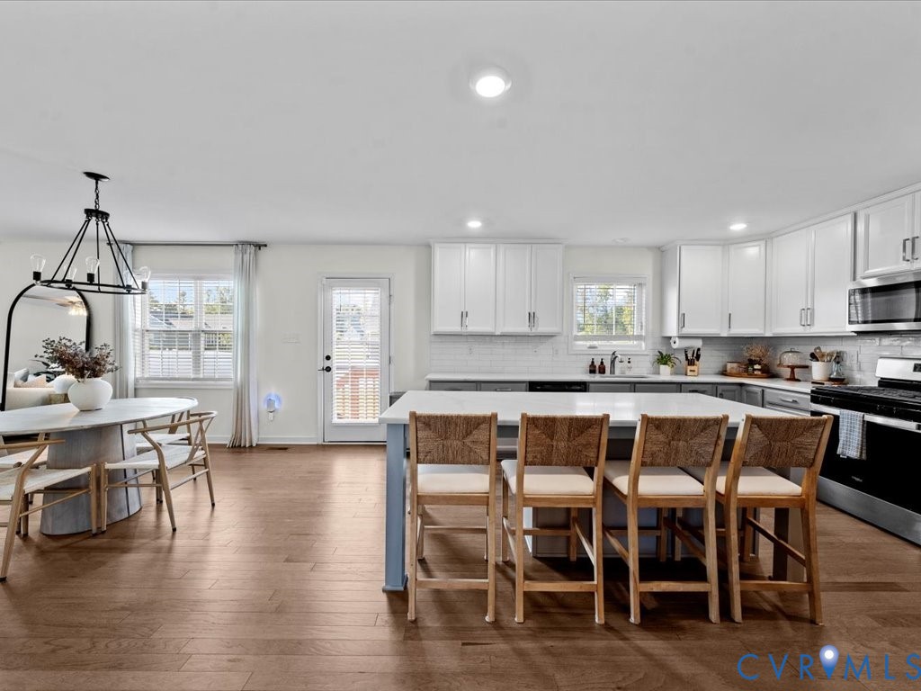 5601 Walnut Walk Dr