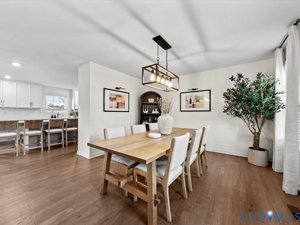 5601 Walnut Walk Dr