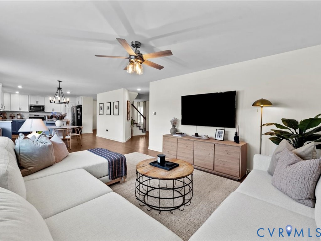 5601 Walnut Walk Dr