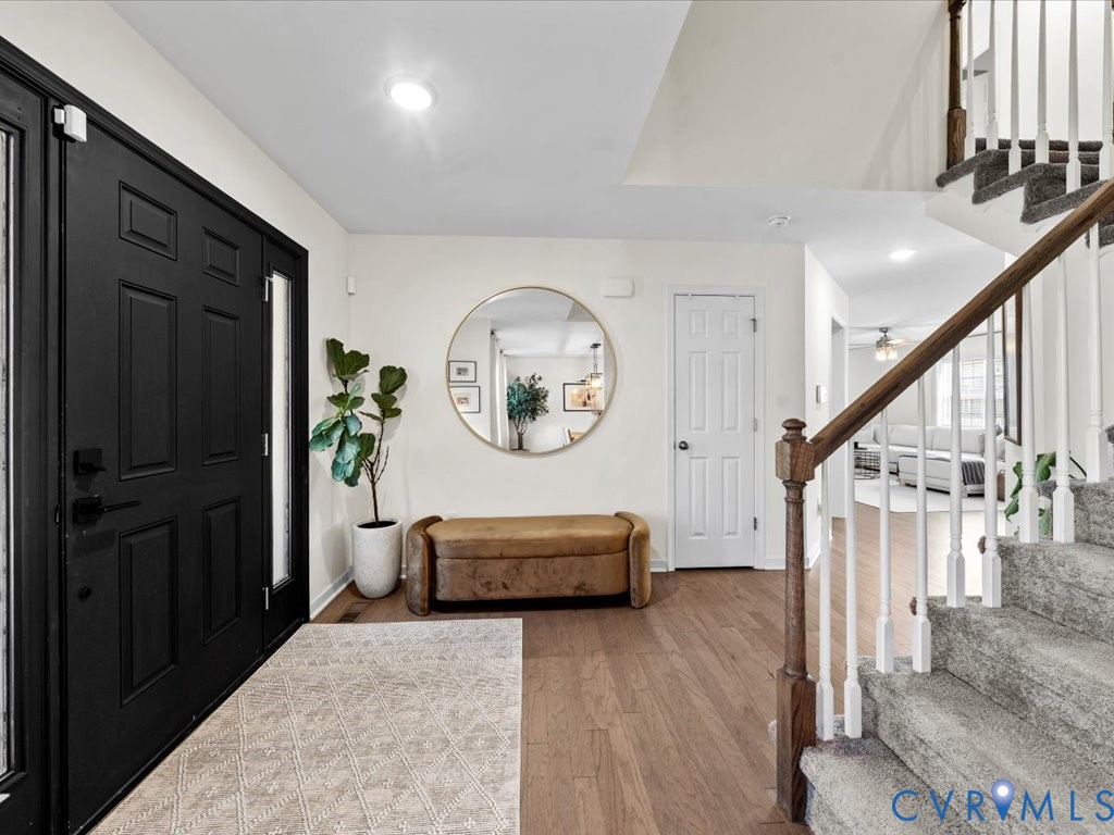 5601 Walnut Walk Dr