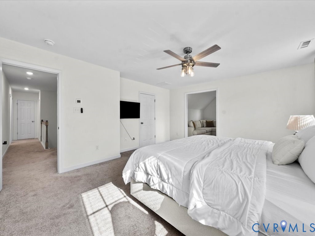 5601 Walnut Walk Dr