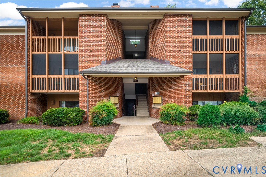 2104 Turtle Run Dr Unit#2