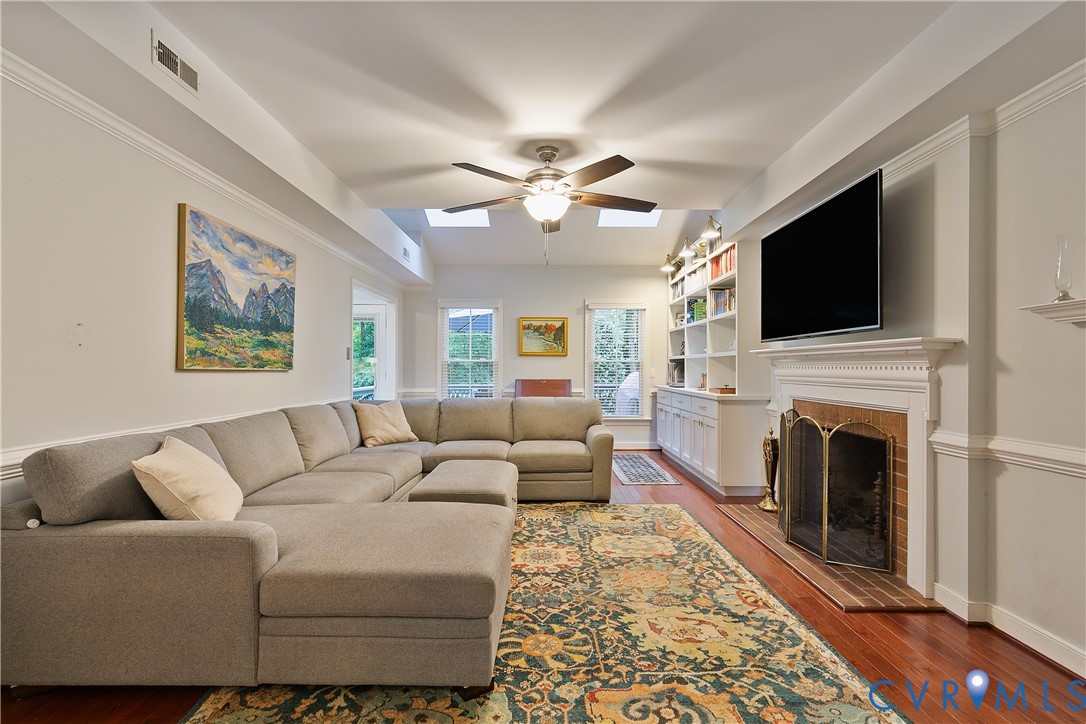 12525 Shadyglen Ct
