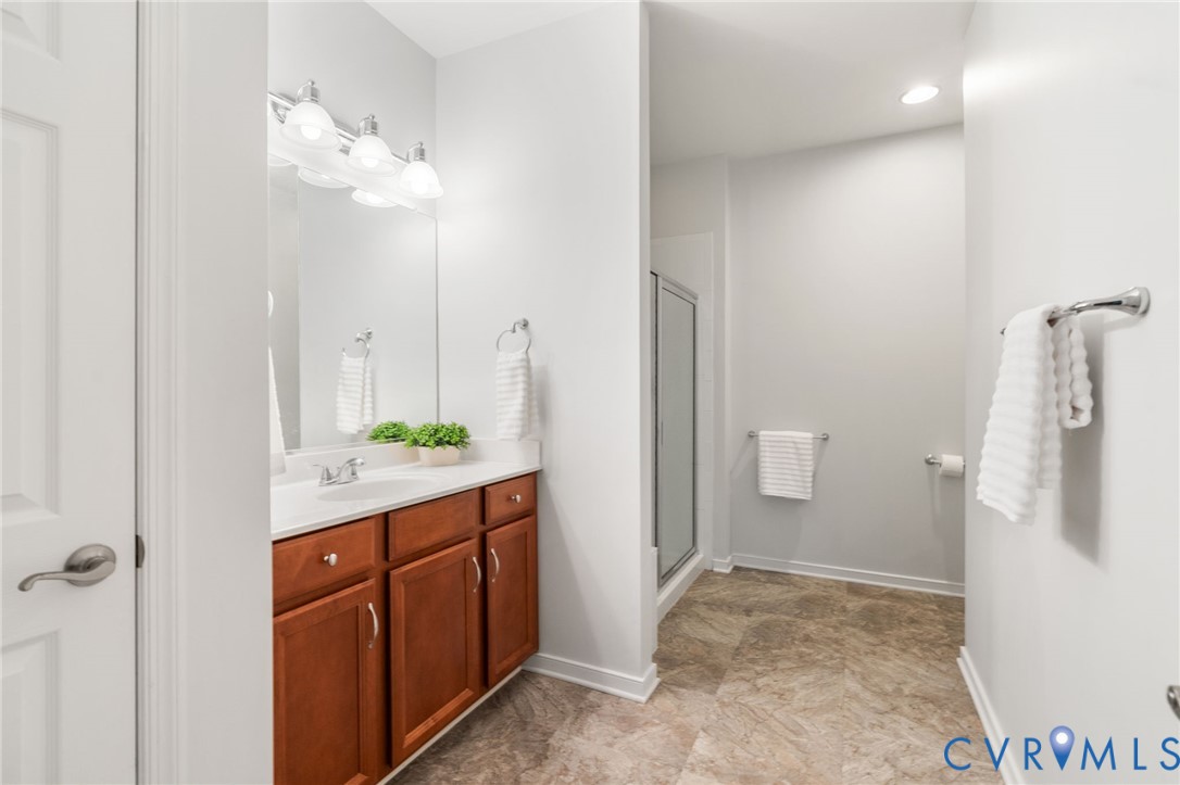 11214 Lantern Way