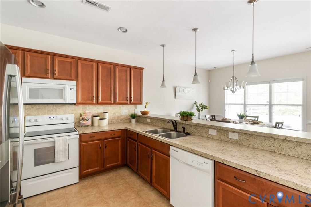 11214 Lantern Way