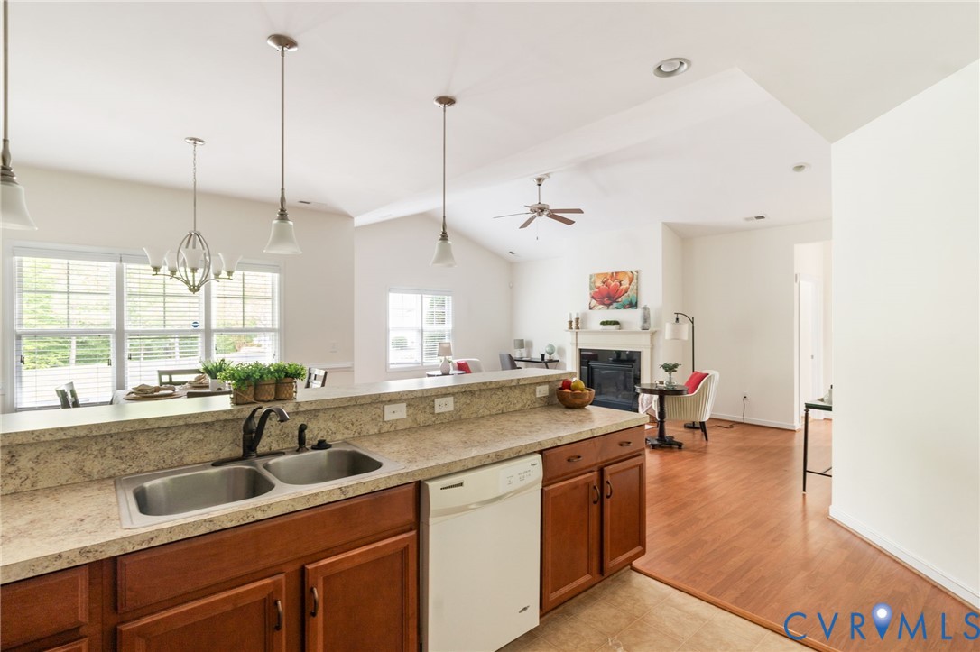 11214 Lantern Way