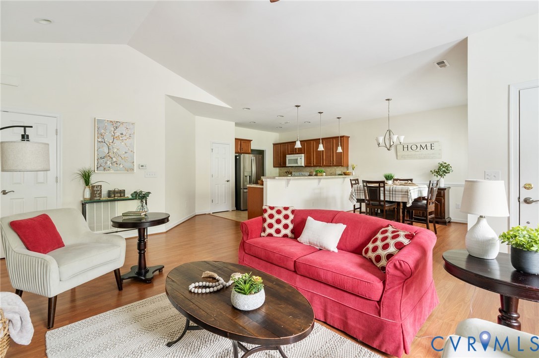 11214 Lantern Way