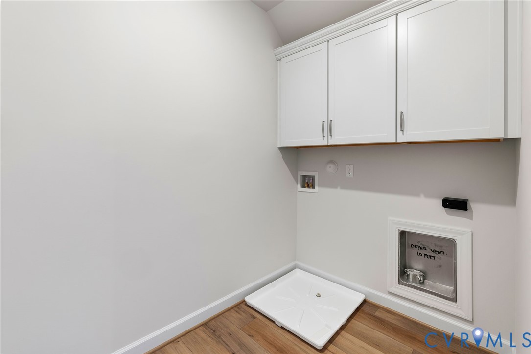 8529 Chimney Rock Dr