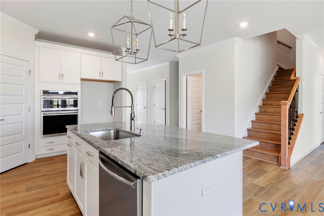 8529 Chimney Rock Dr