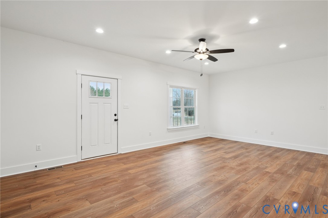 2889 Trenholm Rd