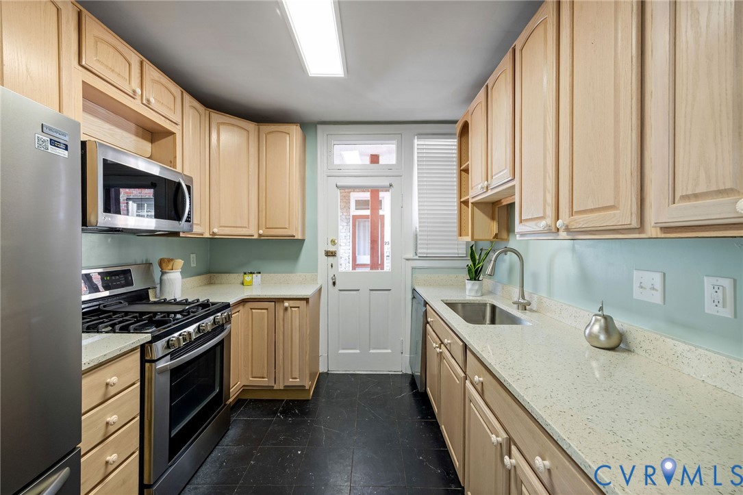 505 N Arthur Ashe Blvd Unit#U17