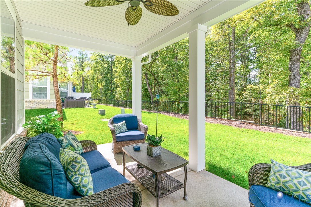 6948 Desert Candle Dr