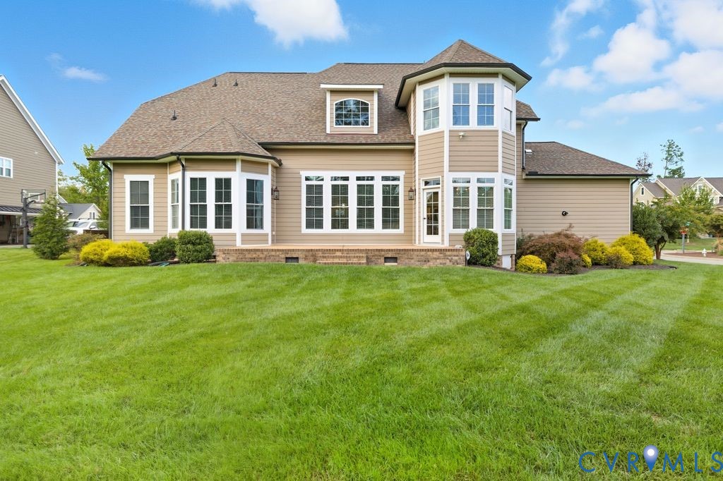 2200 Hannington Mews