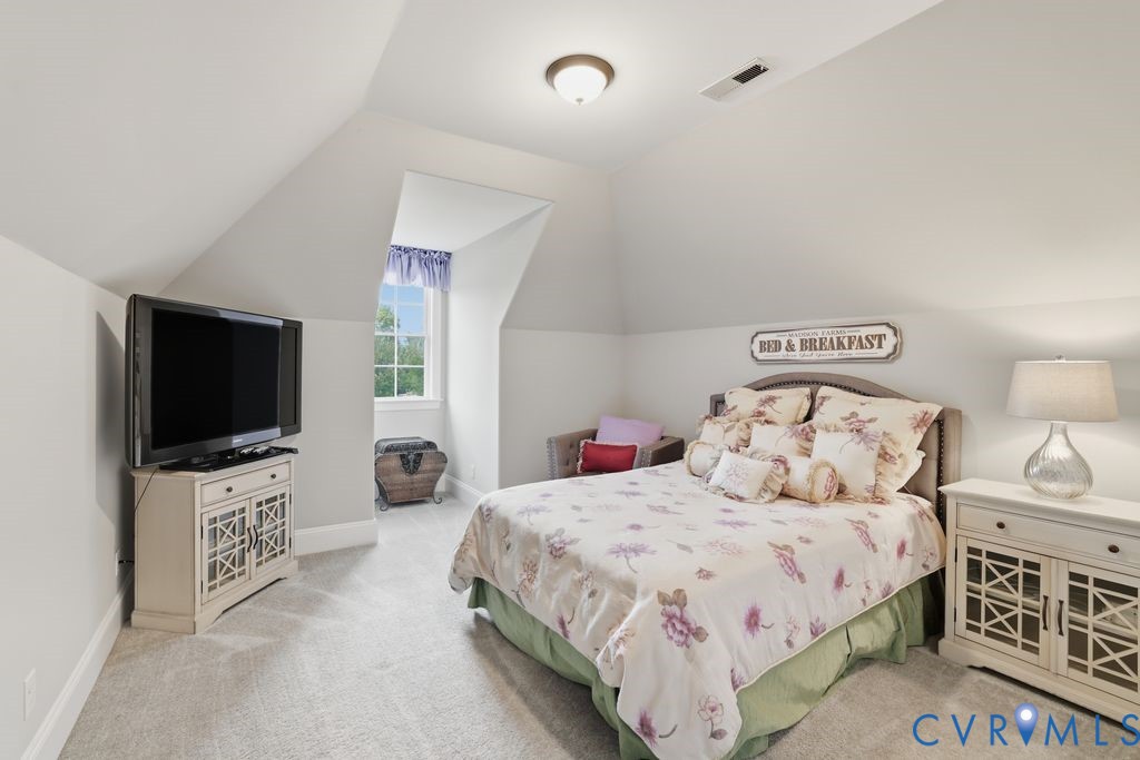 2200 Hannington Mews