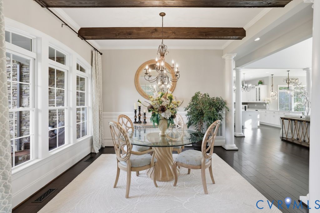 2200 Hannington Mews