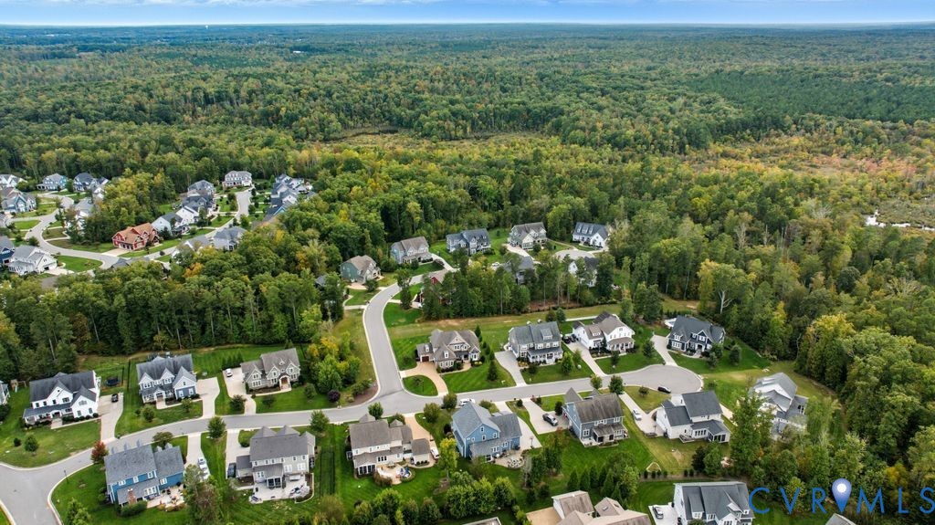 2200 Hannington Mews