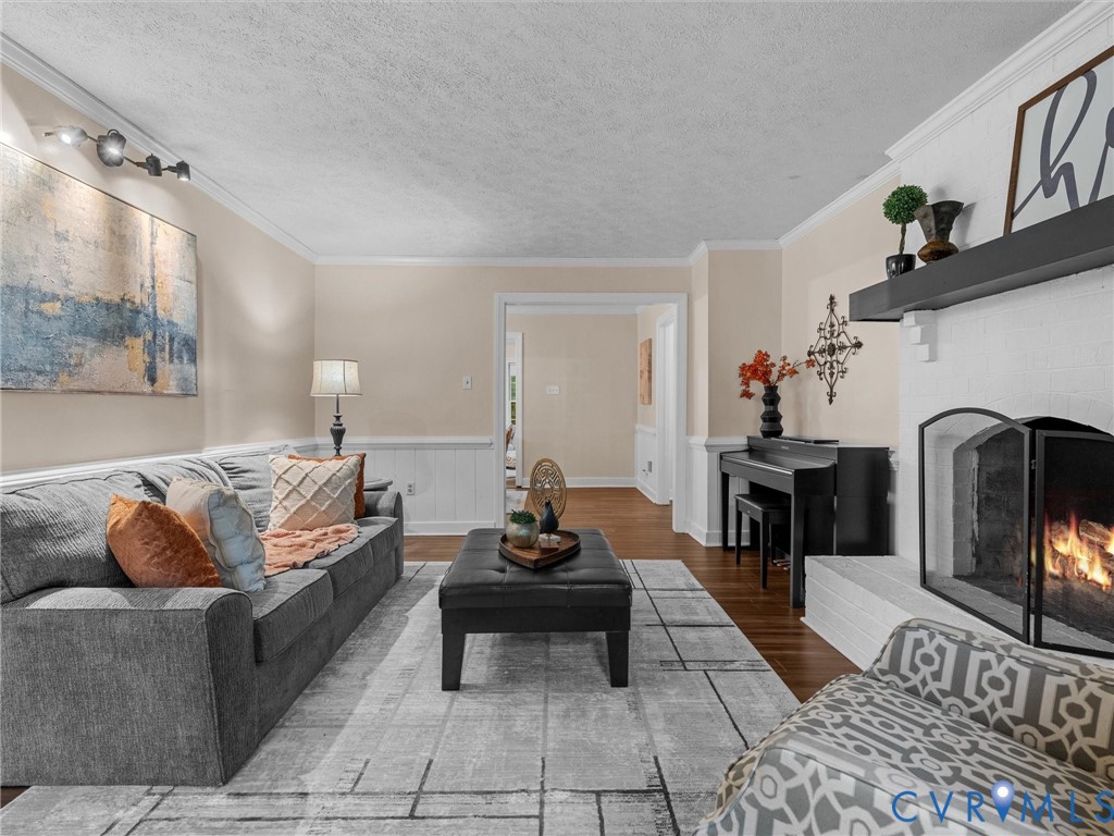 3319 Seven Oaks Ter