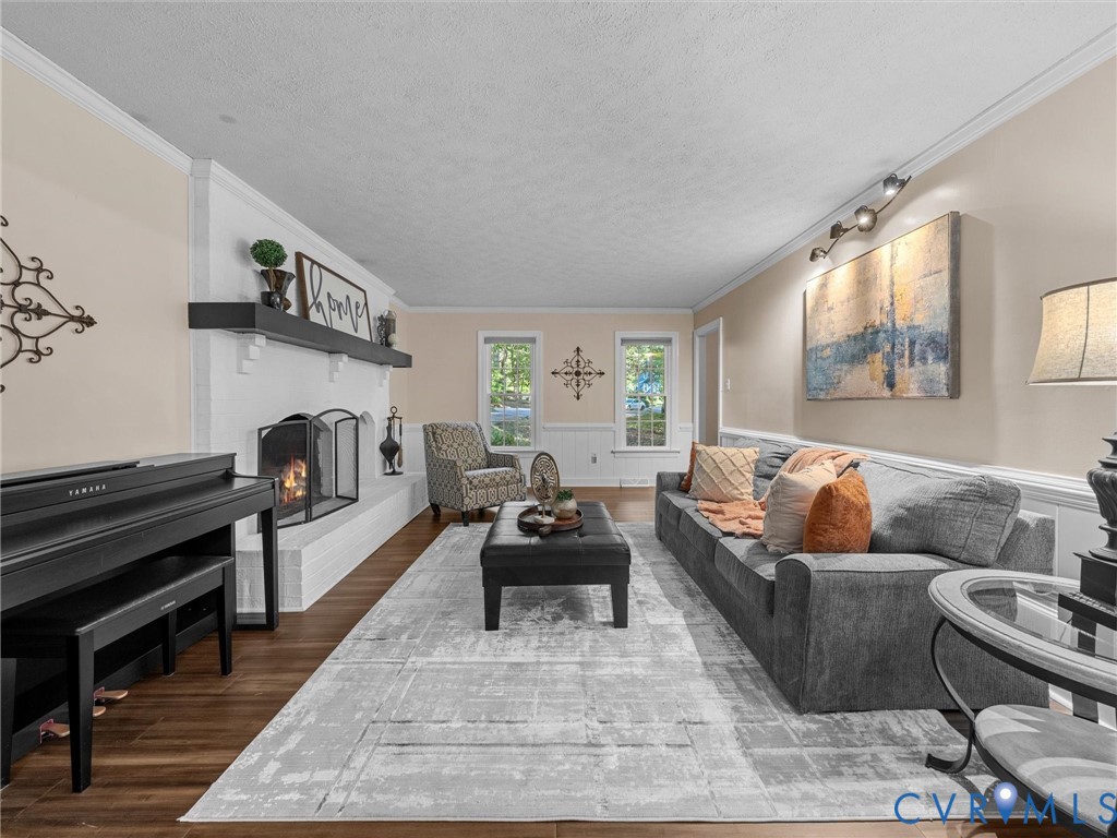 3319 Seven Oaks Ter