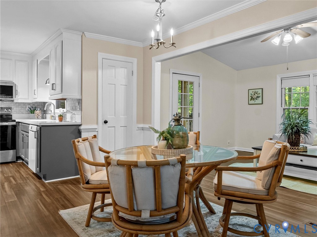 3319 Seven Oaks Ter