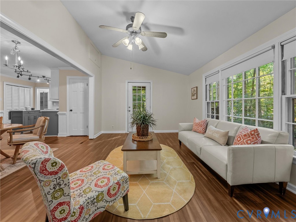 3319 Seven Oaks Ter