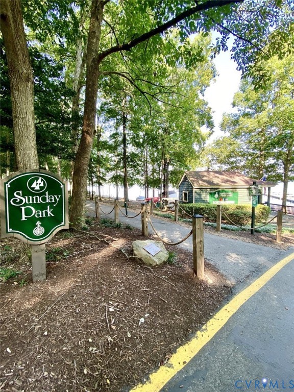 3319 Seven Oaks Ter