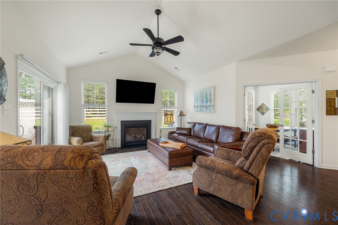 10330 Farm Glen Way