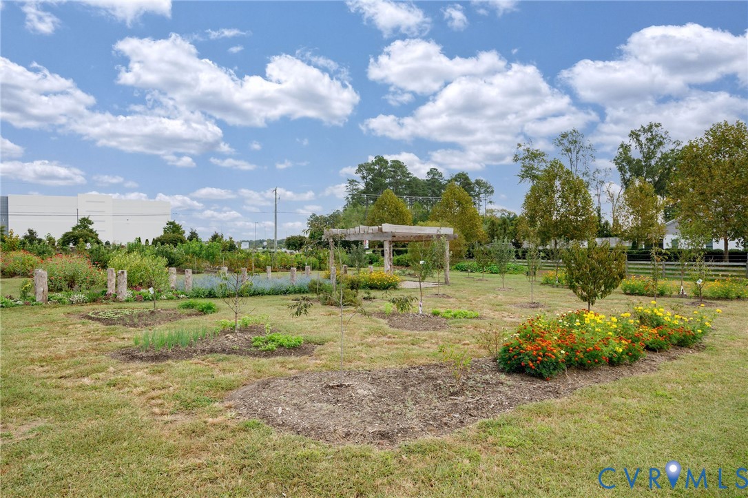 10330 Farm Glen Way