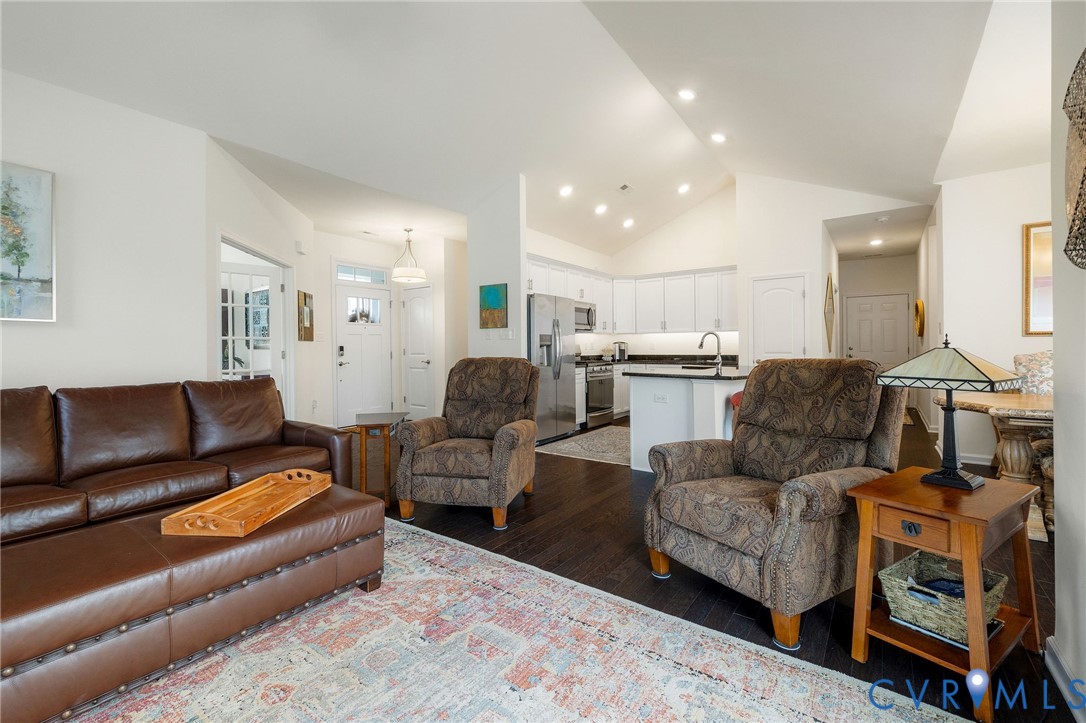 10330 Farm Glen Way