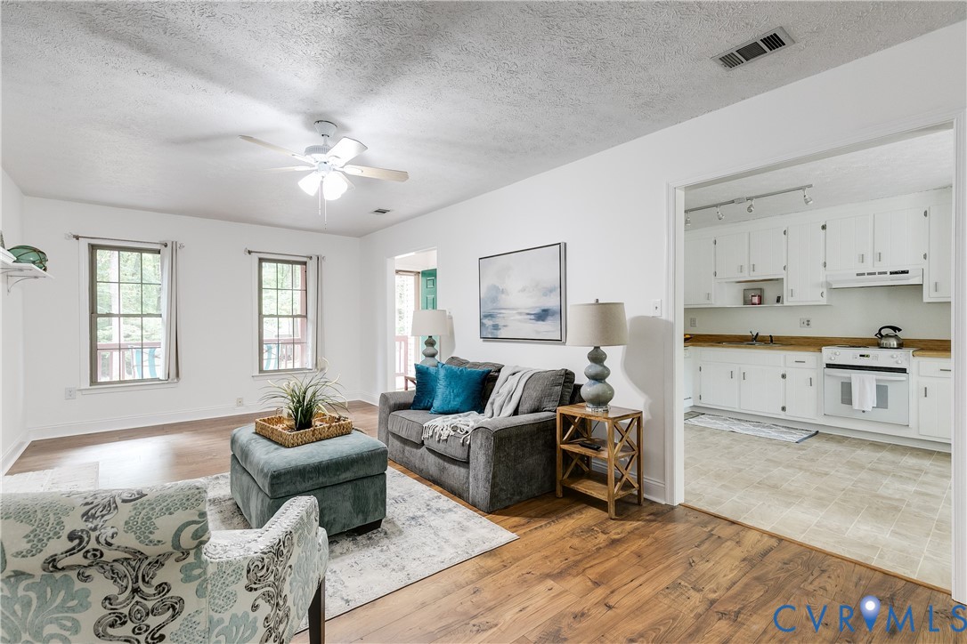 13604 Velvet Antler Run