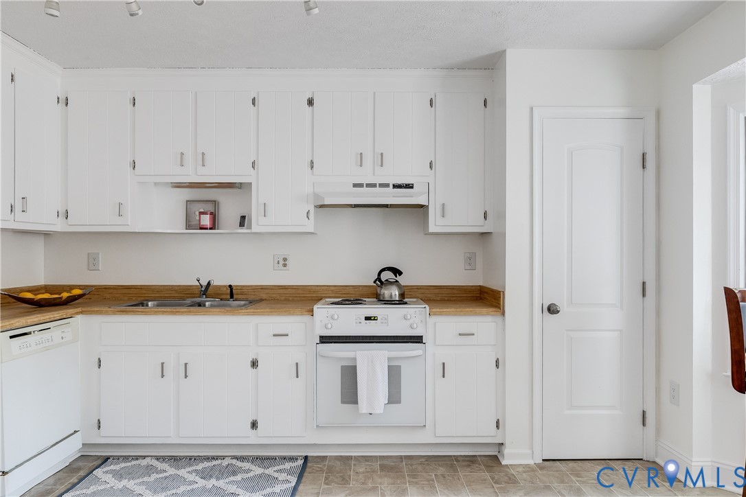 13604 Velvet Antler Run