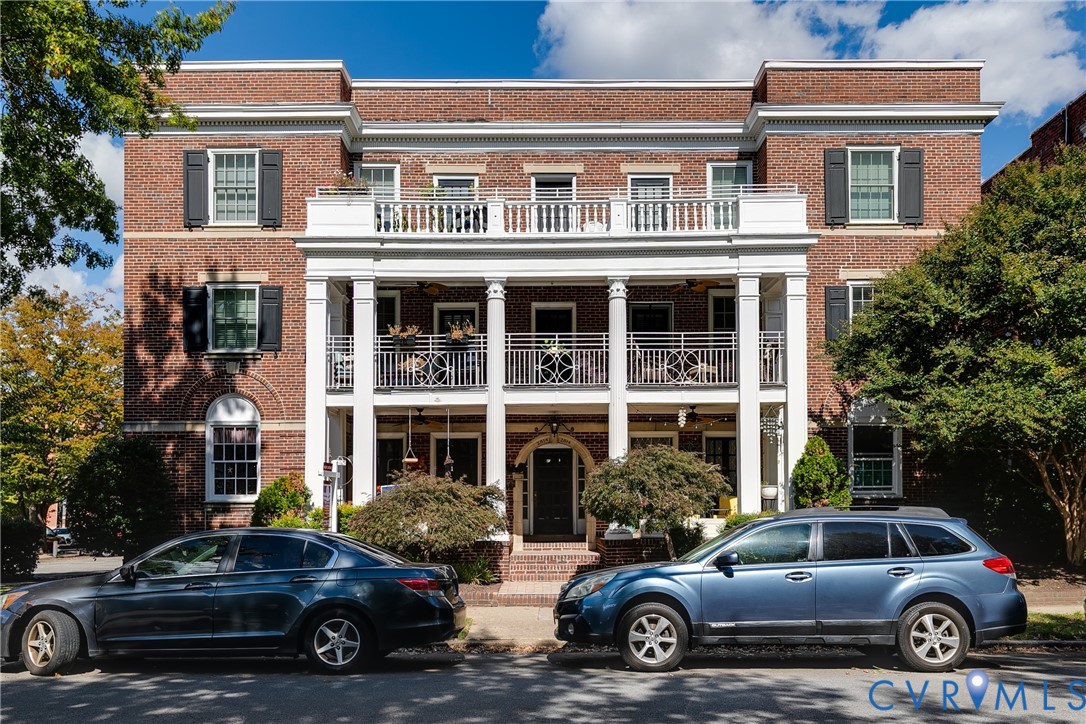 2814 Kensington Ave Unit#U18